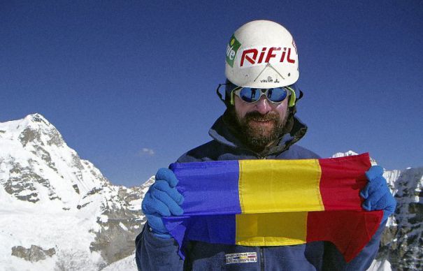 Constantin Lăcătușu, primul român care a cucerit vârful Everest