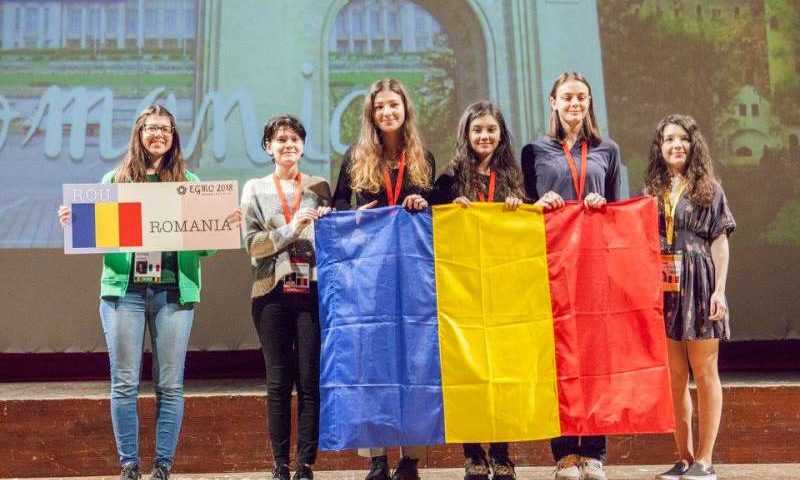 FELICITĂRI! Trei medalii a obținut echipa României la Olimpiada Europeană de matematică-Fete