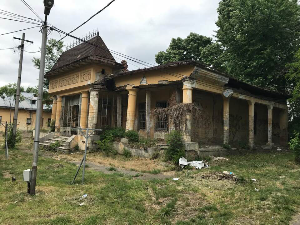 Atentat la moștenirea culturală! Casa lui Vasile Alecsandri, în paragină din cauza neînțelegerii dintre autorități