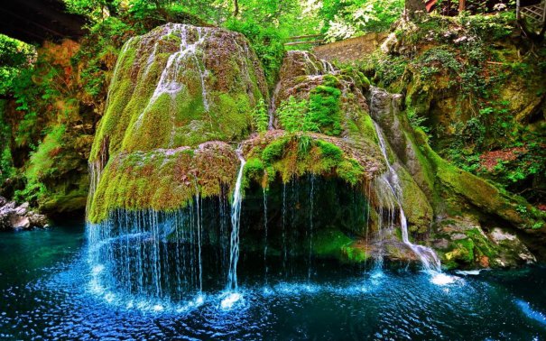 Cascada Bigăr. Cea mai frumoasă cascadă din lume e în România.