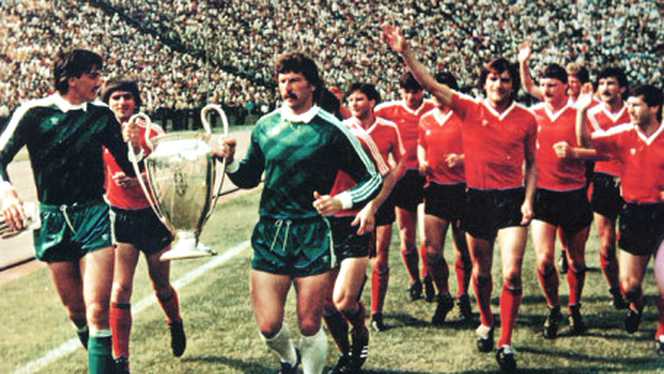 teaua București a cucerit, pentru prima dată în istoria fotbalului românesc, Cupa Campionilor Europeni.