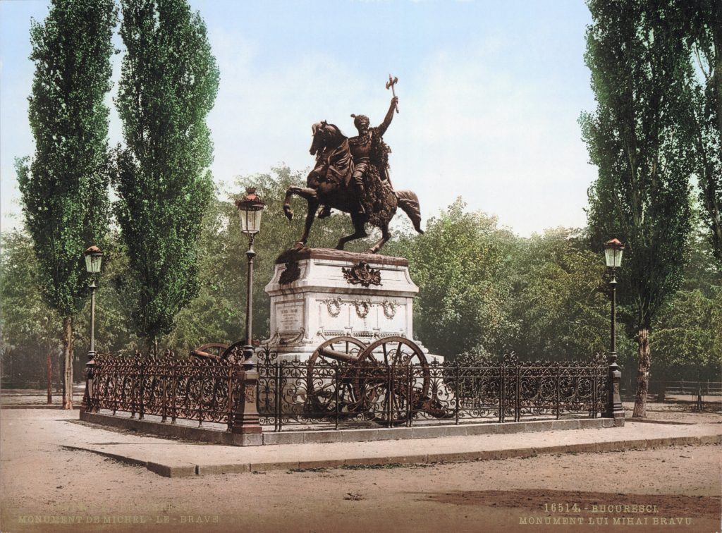 A fost realizată de sculptorul francez Albert Ernest Carriere de Belleuse și este primul monument de această factură din Capitală